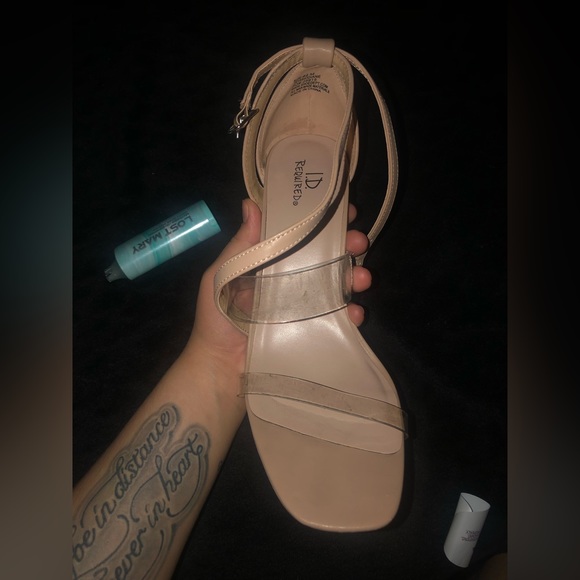 I.D. REQUIRED heels super cute there is 2 marks one on each heel - Picture 4 of 4